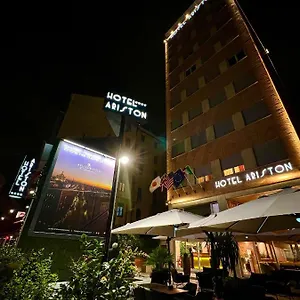 Ariston **** מילאנו